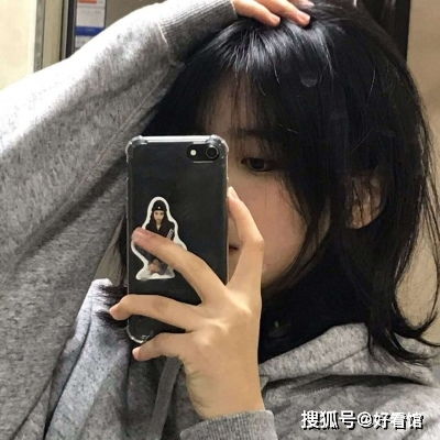 常玉“四裸女”拍出2.58亿港元